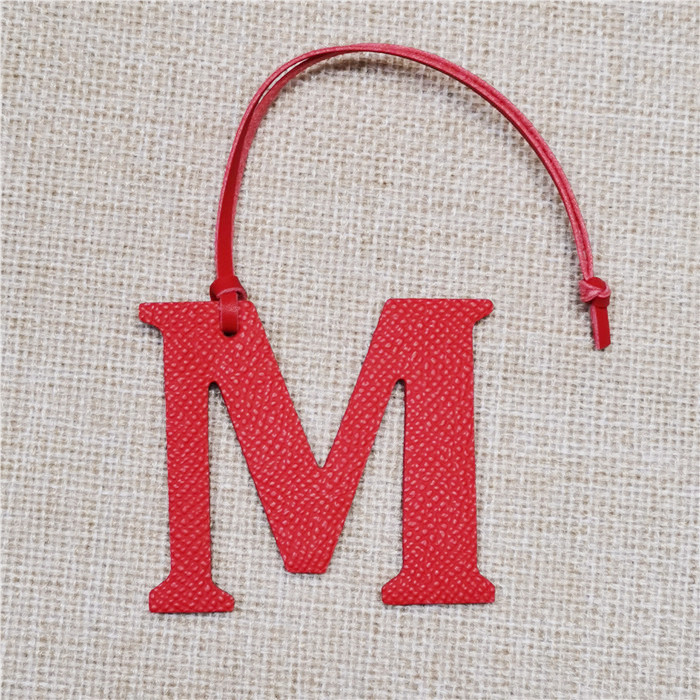 English Letter M Alphabet Cowh – Women Accessories Name In English Bewertung und Preis