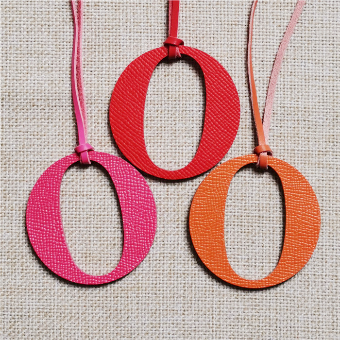 English Letter O Alphabet Cowh – Women Accessories Name In English Bewertung und Preis