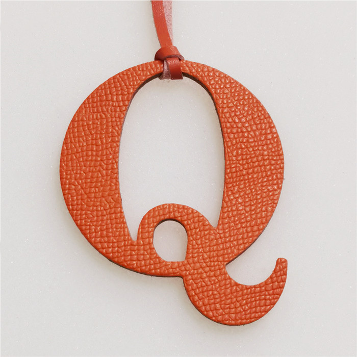 English Letter Q Alphabet Cowh – Women Accessories Name In English Bewertung und Preis