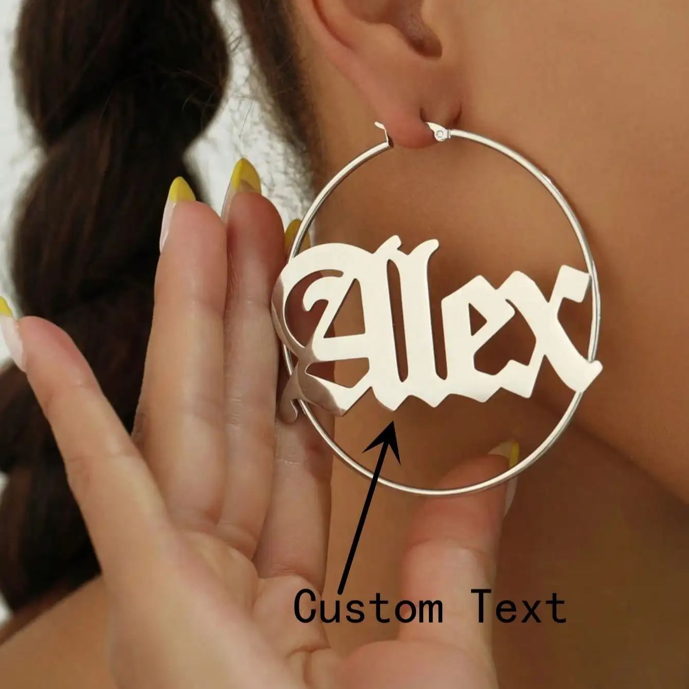 Custom Old English Name Hoop E – Women Accessories Name In English Bewertung und Preis
