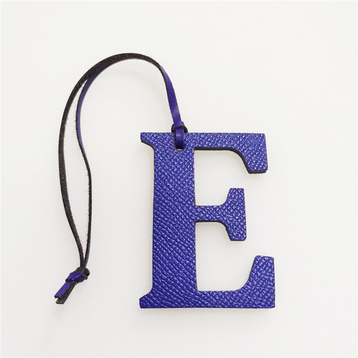 English Letter E Alphabet Cowh – Women Accessories Name In English Bewertung und Preis