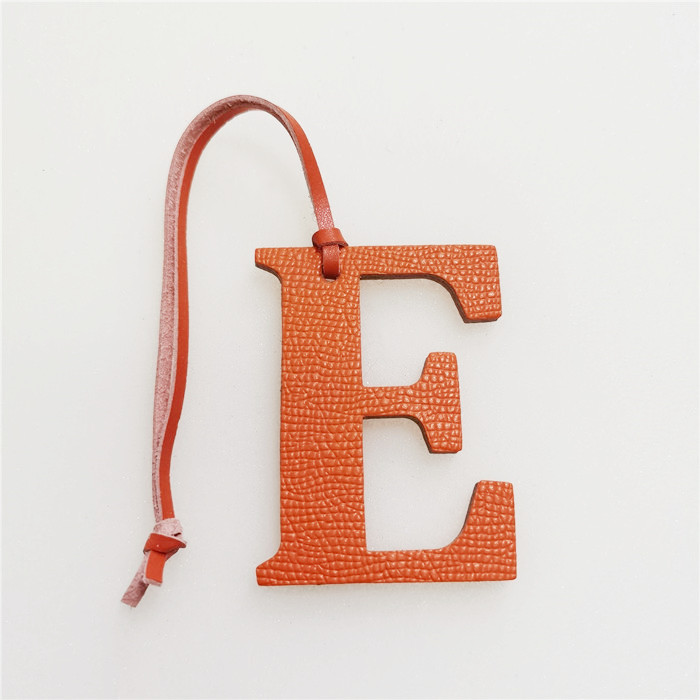 English Letter E Alphabet Cowh – Women Accessories Name In English Bewertung und Preis